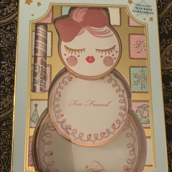 Two Faced “Let it Snow, Girl”  limited edition - Picture 7 of 7